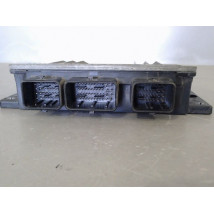 CALCULATEUR MOTEUR RENAULT SCENIC II PH1 02-06