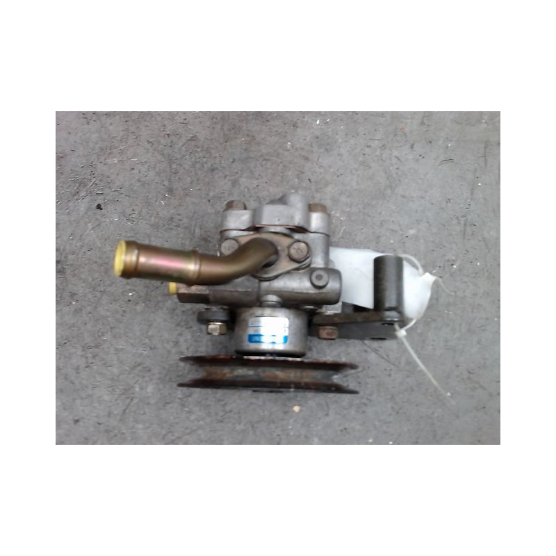 POMPE DIRECTION ASSISTEE NISSAN KING-CAB