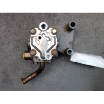 POMPE DIRECTION ASSISTEE NISSAN KING-CAB