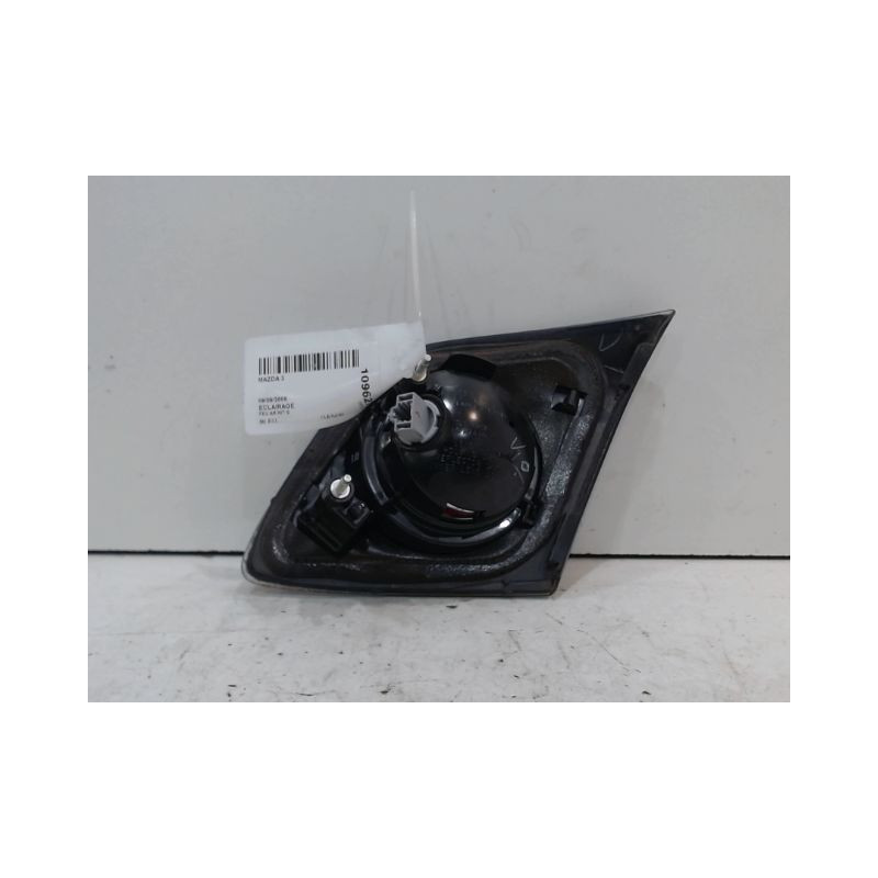 FEU ARRIERE INTERIEUR GAUCHE MAZDA 3