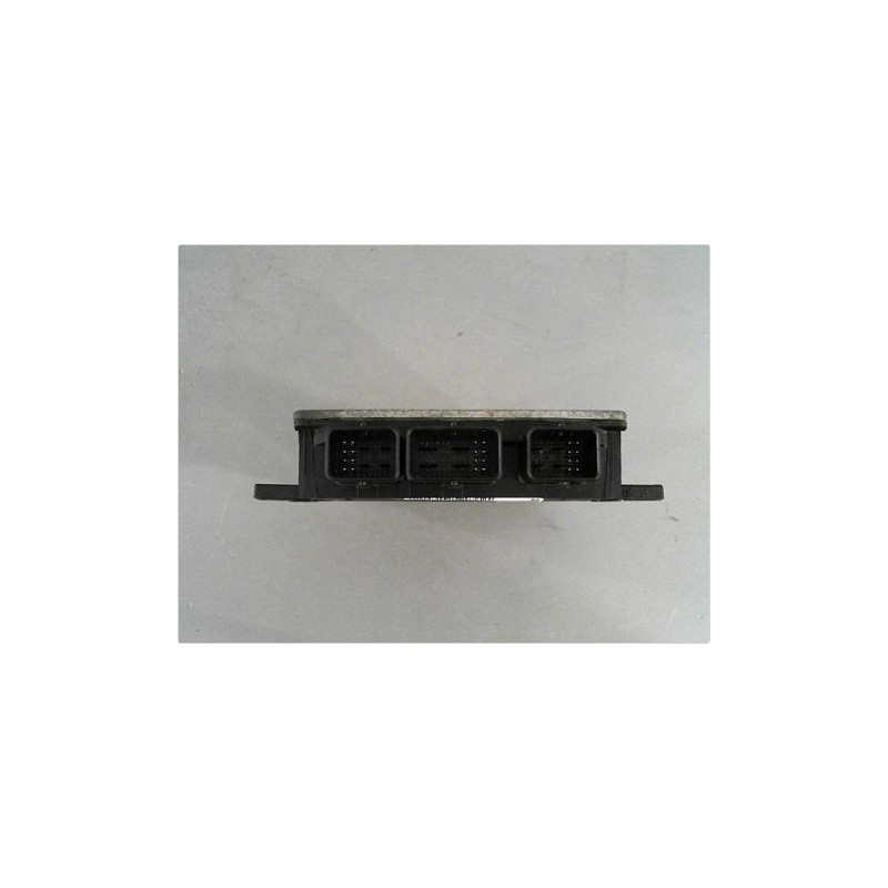 CALCULATEUR MOTEUR DACIA LOGAN MCV 08-13