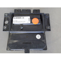 CALCULATEUR MOTEUR RENAULT CLIO