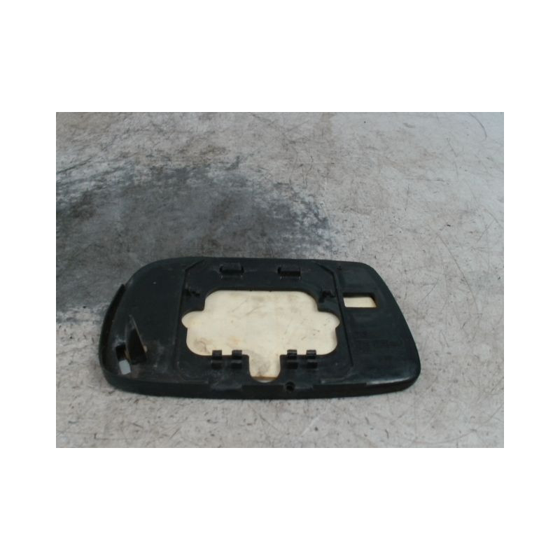 GLACE RETROVISEUR EXT D TOYOTA YARIS -2003