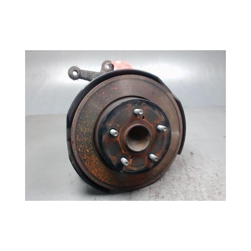 PIVOT ARRIERE GAUCHE TOYOTA COROLLA