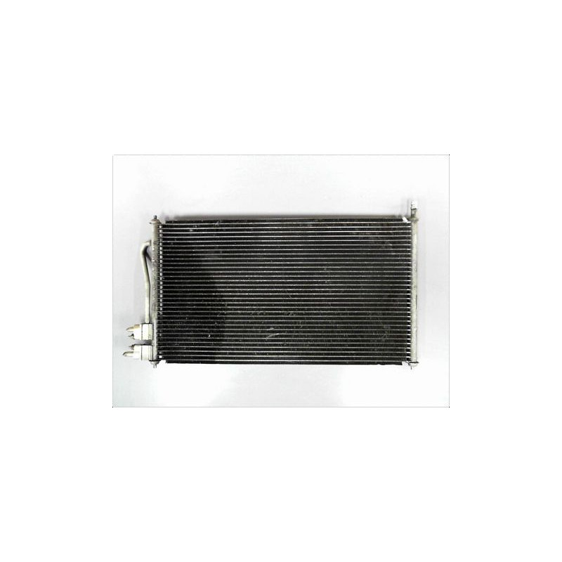 CONDENSEUR CLIMATISATION FORD FOCUS 98-04