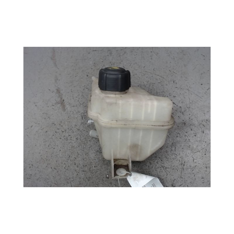 VASE EXPANSION NISSAN QASHQAI