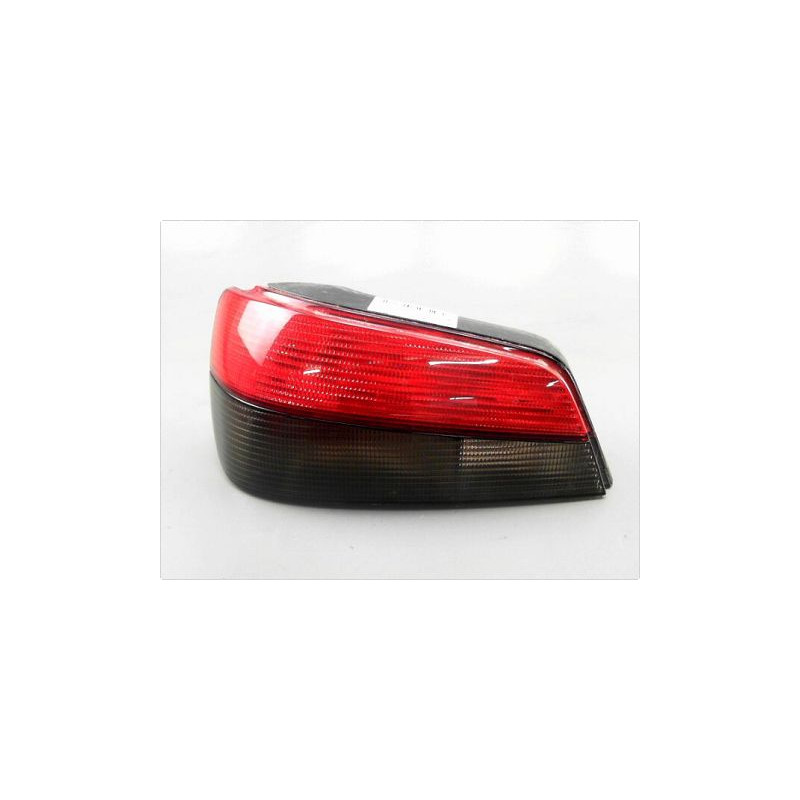 FEU ARRIERE GAUCHE  PEUGEOT 306 97-2001