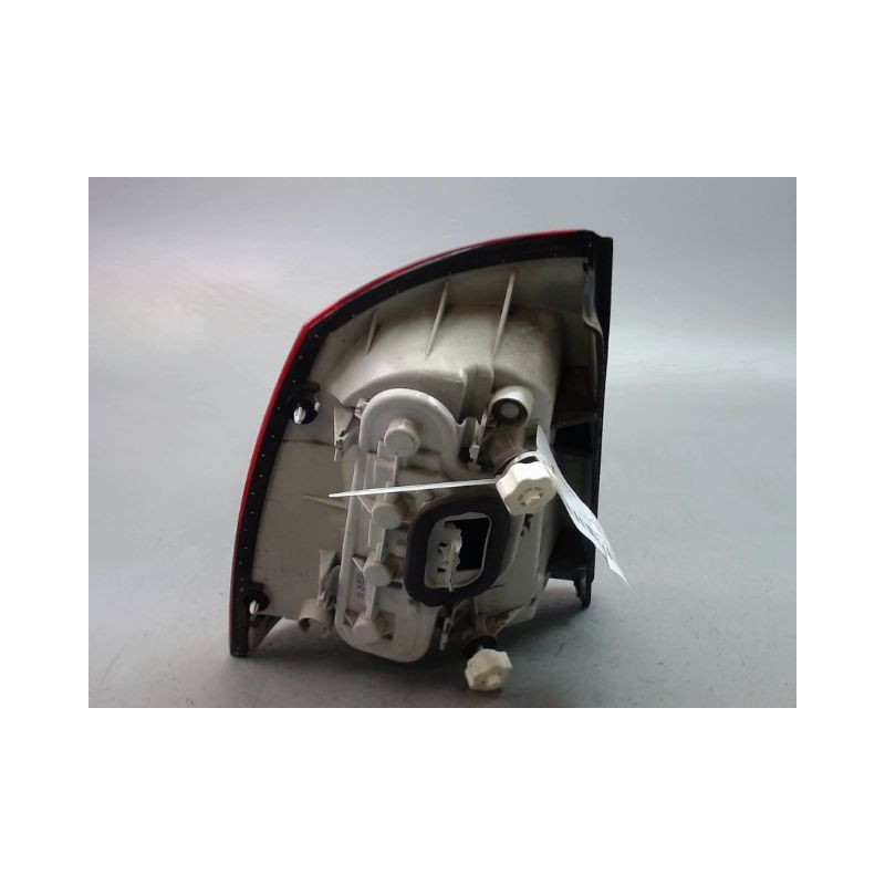 FEU ARRIERE DROIT OPEL ASTRA COUPE 2000-