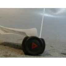 BOUTON DE WARNING DACIA SANDERO 2008-