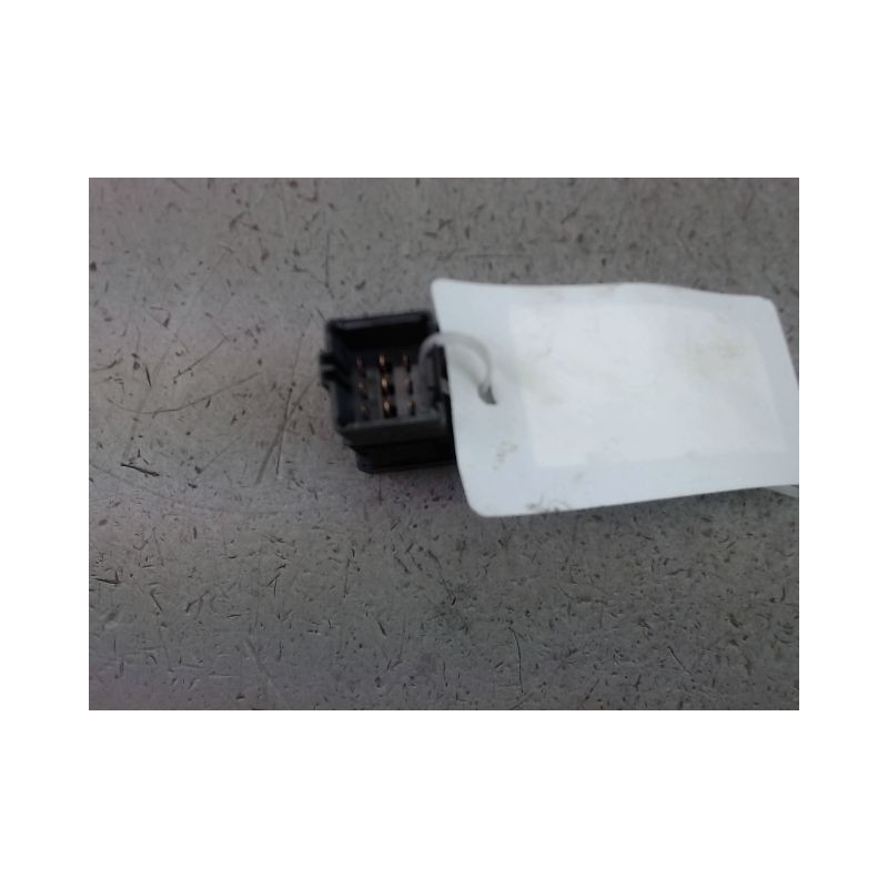 BOUTON DE WARNING PEUGEOT 406 BERL. Phase 1 1995-1999