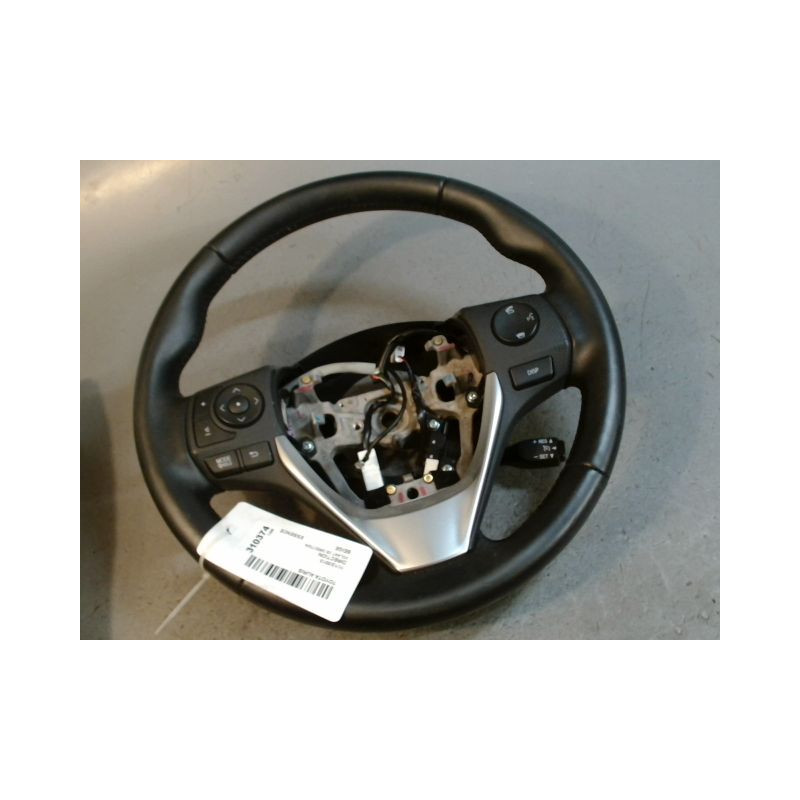 VOLANT DE DIRECTION TOYOTA AURIS