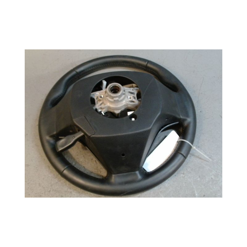 VOLANT DE DIRECTION TOYOTA AURIS