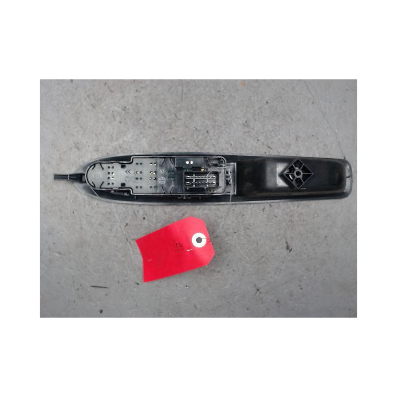 COMMANDE LEVE-GLACE PORTE AVG CITROEN DS3 PHASE 1 GASOIL