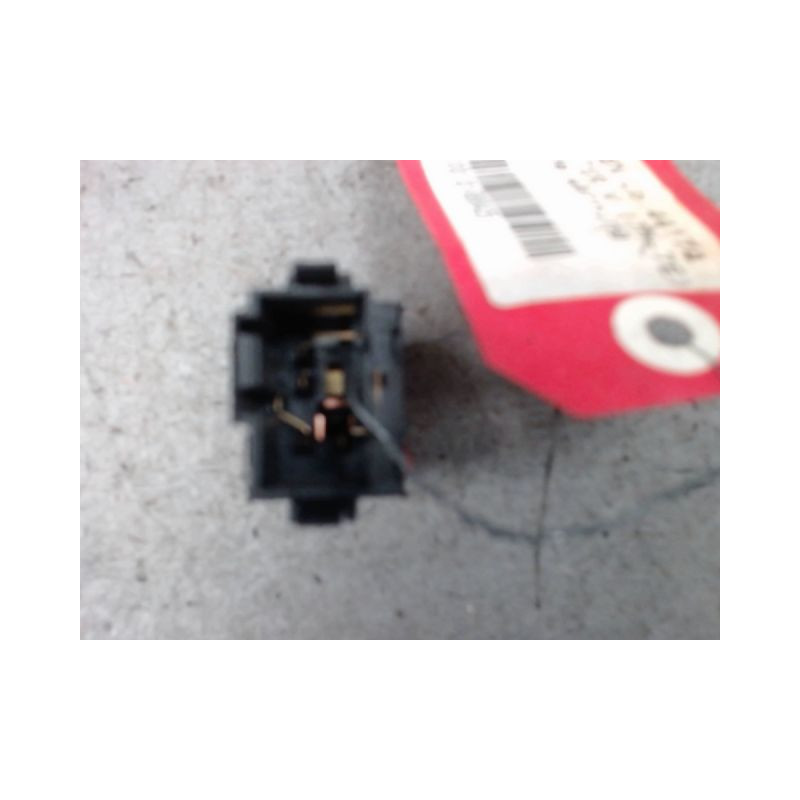 BOUTON DE WARNING VOLKSWAGEN TRANSPORTER 5 PHASE 1 DIESEL