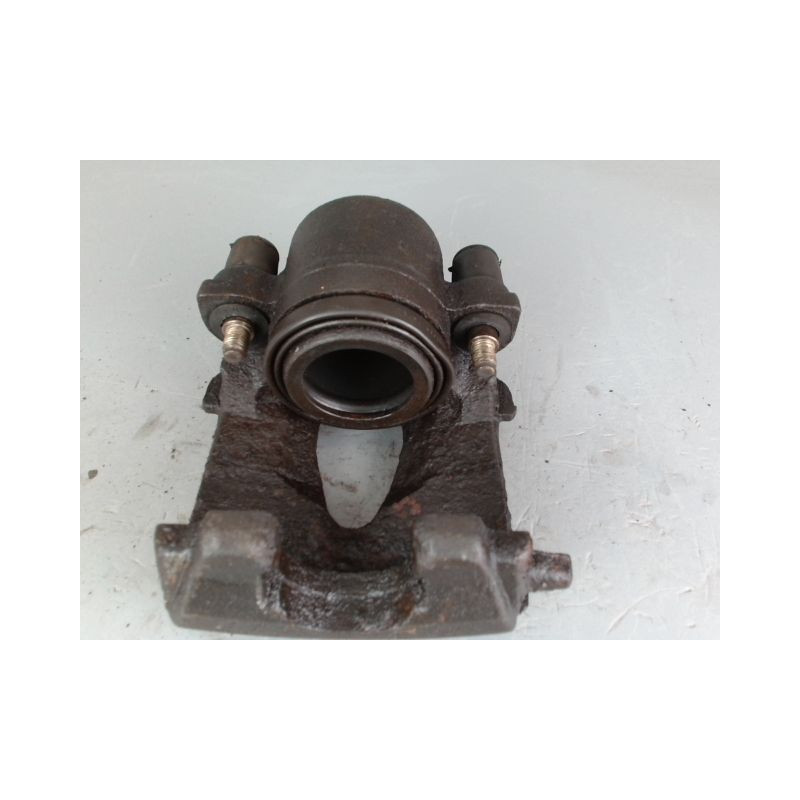 ETRIER DE FREIN AVANT GAUCHE VOLKSWAGEN POLO 4 PHASE 2 DIESEL
