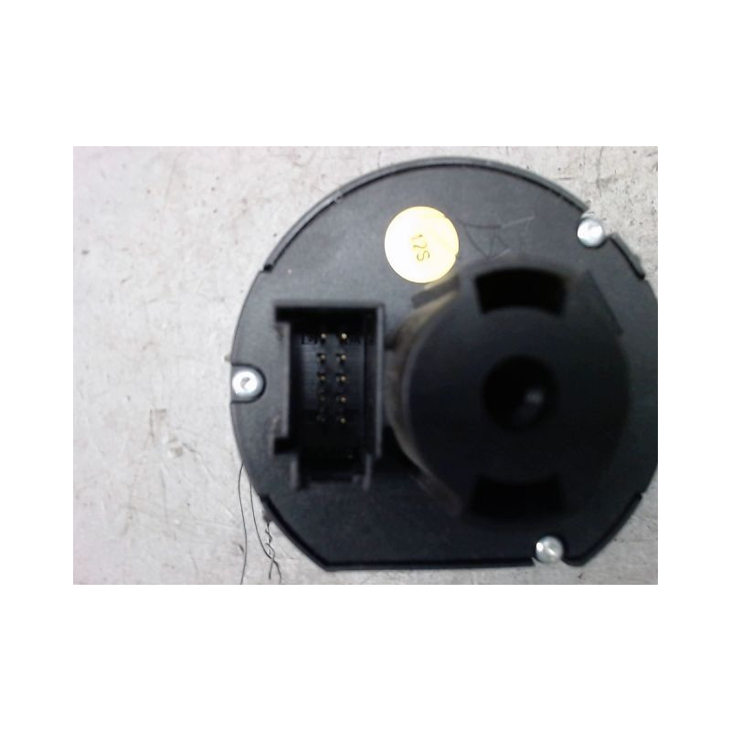 INTERIEUR COMMANDE PHARES VOLKSWAGEN GOLF 6 DIESEL