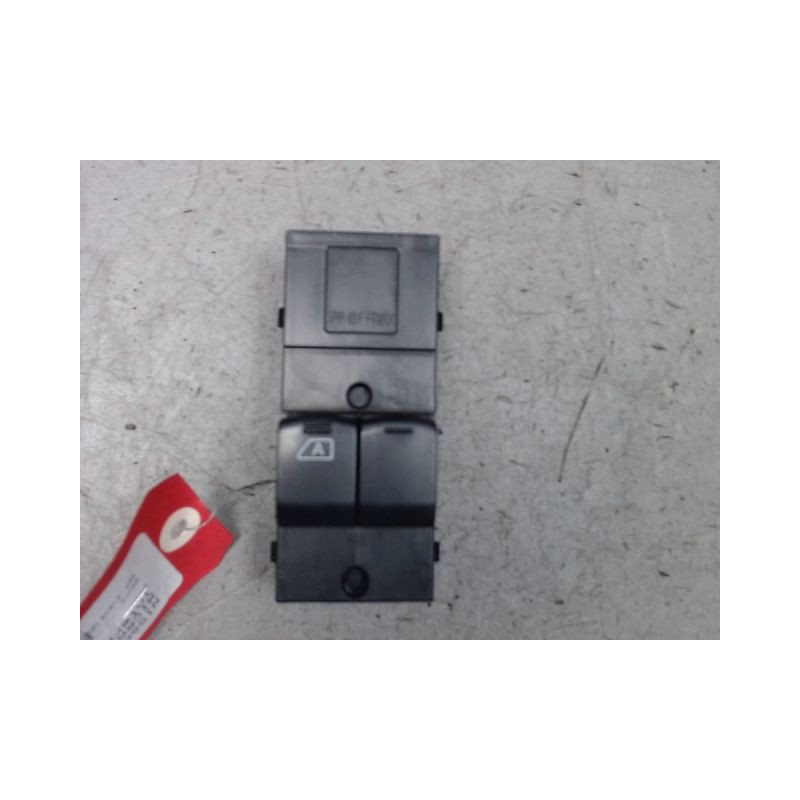 COMMANDE LEVE-GLACE PORTE AVG NISSAN MICRA 3 PHASE 2 ESSENCE