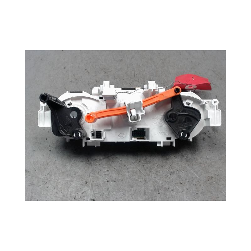 COMMANDE DE CHAUFFAGE PEUGEOT 208 PHASE 1 ESSENCE