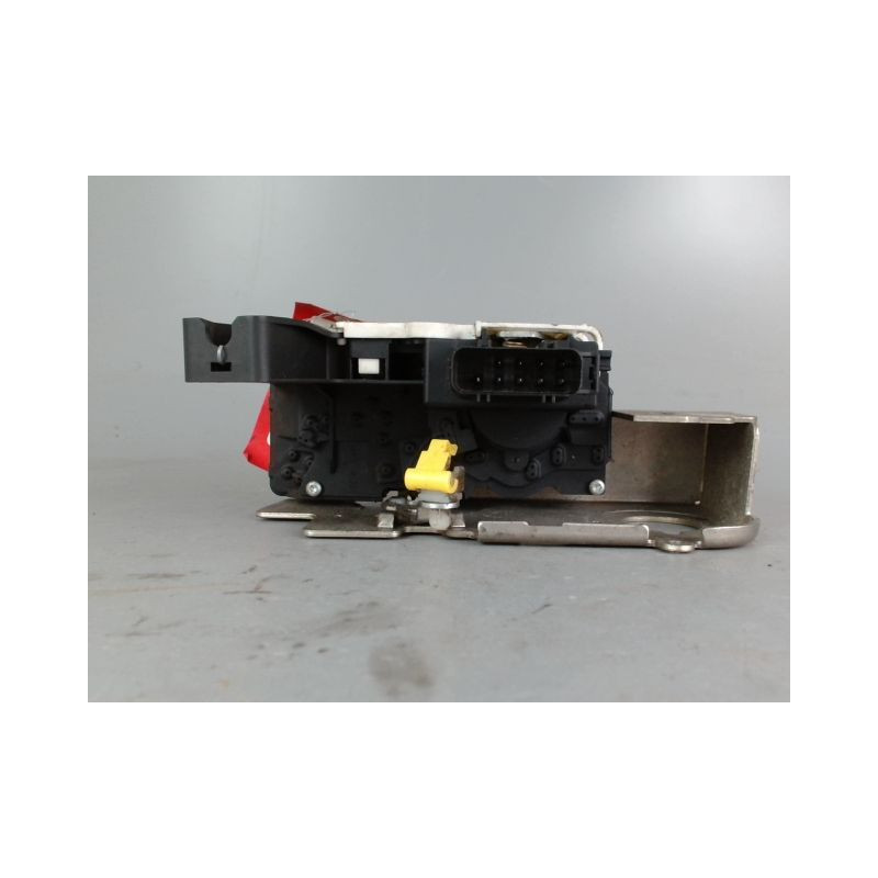 SERRURE PORTE AVANT DROIT FORD TRANSIT 2