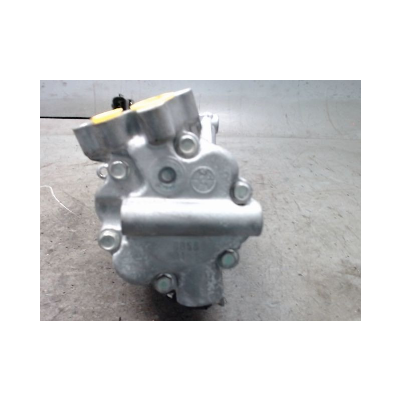 COMPRESSEUR AIR CONDITIONNE RENAULT CLIO 5