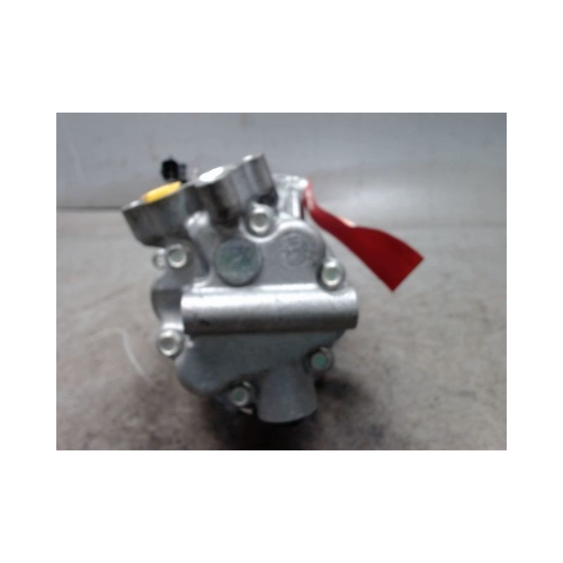 COMPRESSEUR AIR CONDITIONNE RENAULT CLIO 5  ESSENCE