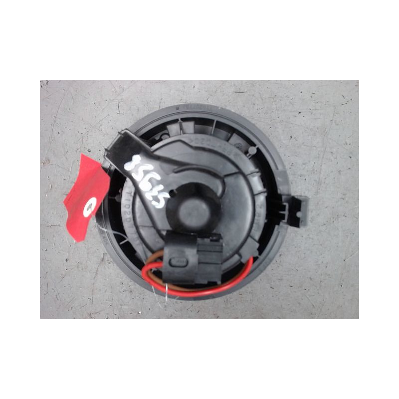 MOTEUR VENTILATEUR CHAUFFAGE DACIA SANDERO