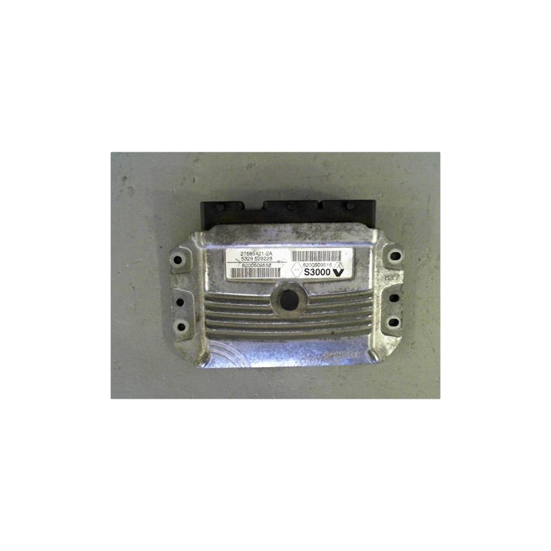 CALCULATEUR MOTEUR RENAULT SCENIC II PH1 02-06