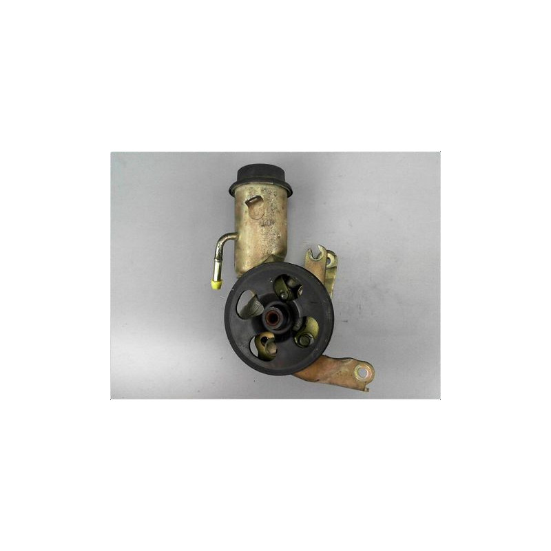 POMPE DIRECTION ASSISTEE TOYOTA YARIS -2003