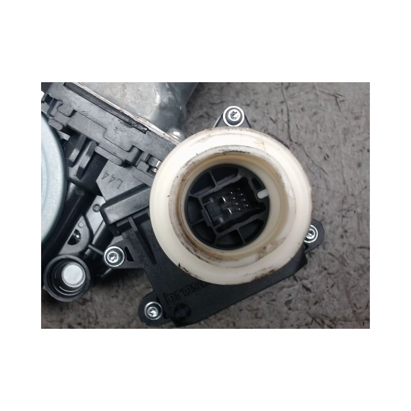 MECANISME+MOTEUR LEVE-GLACE ARRIERE DROIT TOYOTA AURIS