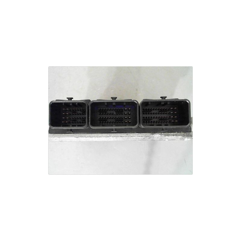 CALCULATEUR MOTEUR RENAULT LAGUNA II ESTATE 00-05