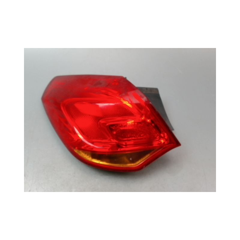 FEU ARRIERE GAUCHE  OPEL ASTRA IV Phase 1 (J) 2010-2012