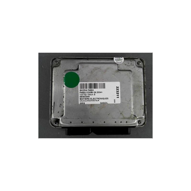 CALCULATEUR MOTEUR SKODA FABIA COMBI 2004-
