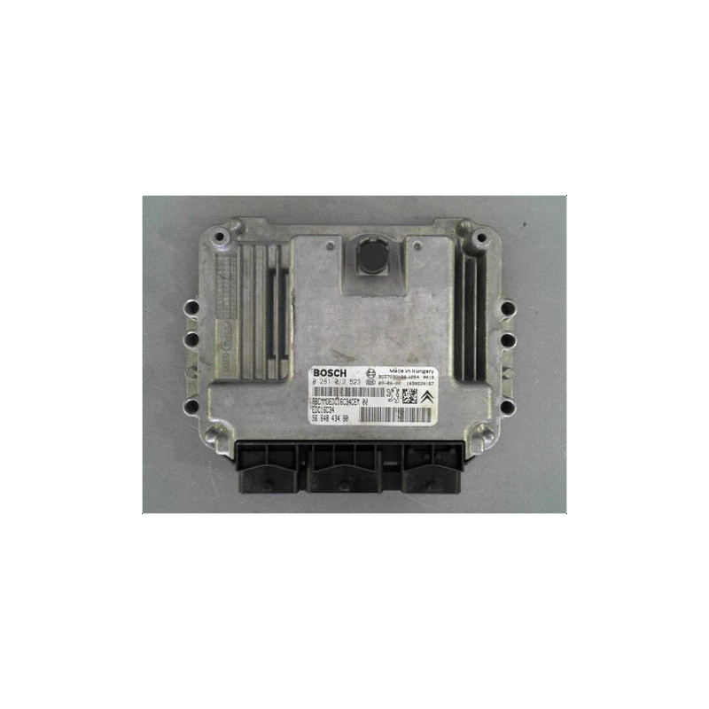 CALCULATEUR MOTEUR PEUGEOT 207 5P