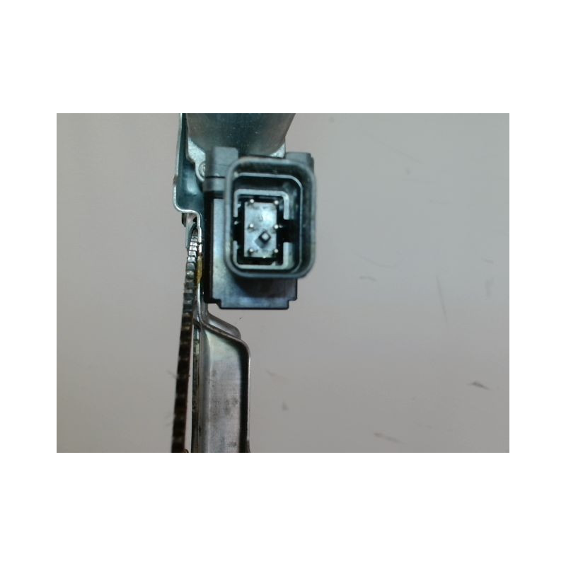 MECANISME+MOTEUR LEVE-GLACE AVANT DROIT OPEL MERIVA A PHASE 1 GASOIL