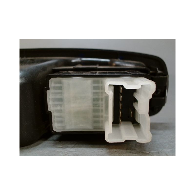 COMMANDE LEVE-GLACE PORTE ARD RENAULT KOLEOS 1 PHASE 3 2.0 DCI 149 C