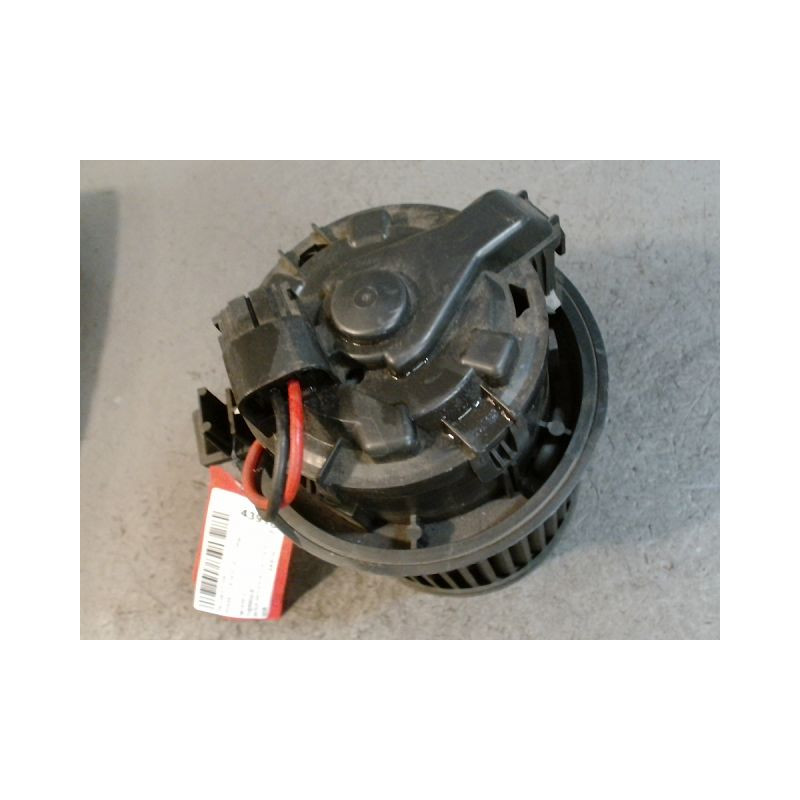 MOTEUR VENTILATEUR CHAUFFAGE PEUGEOT 208 PHASE 1 1.6 HDI - 8V TURBO