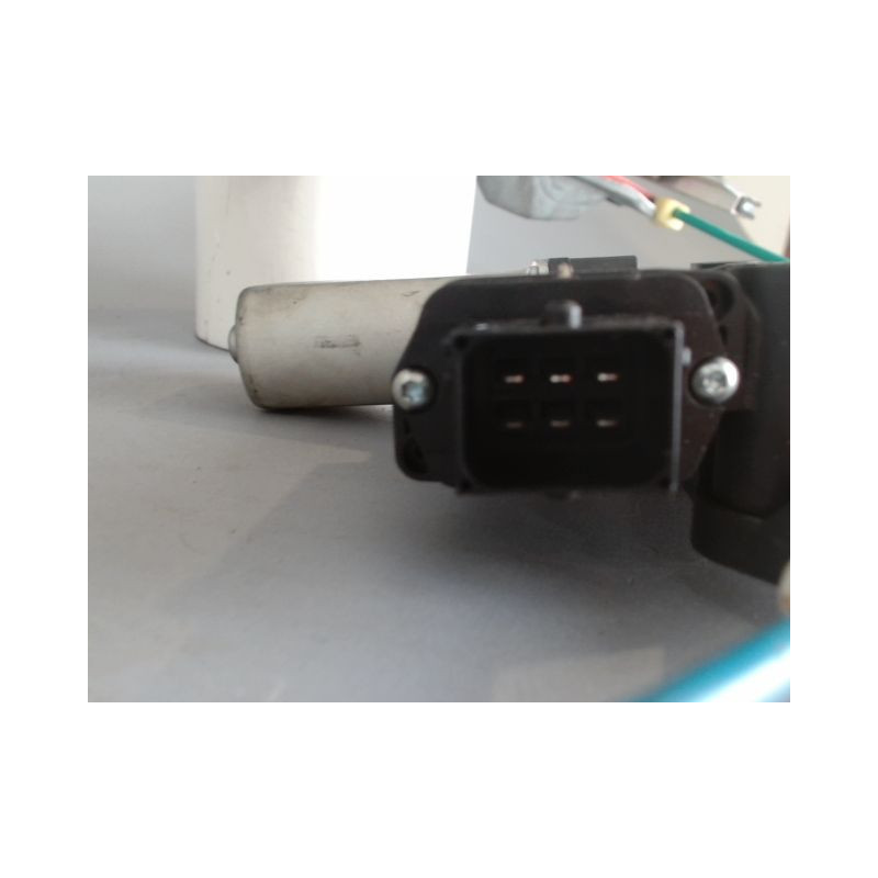 MECANISME+MOTEUR LEVE-GLACE AVANT DROIT OPEL CORSA D PHASE 2 DIESEL