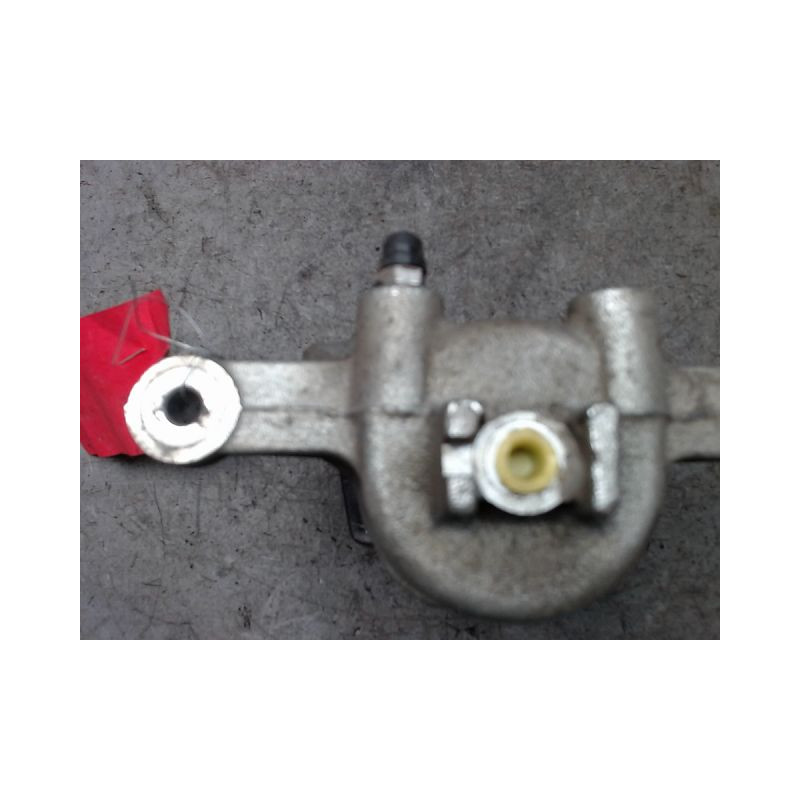 ETRIER DE FREIN AVANT GAUCHE SUZUKI SWIFT 4 ESSENCE