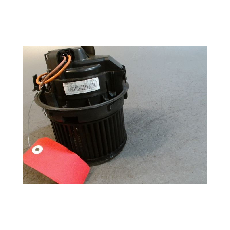 MOTEUR VENTILATEUR CHAUFFAGE PEUGEOT 108