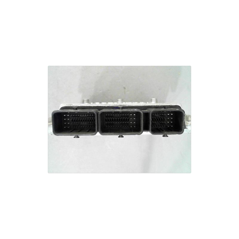 CALCULATEUR MOTEUR FORD FOCUS 04-07