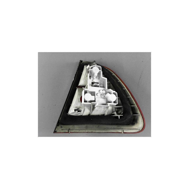 FEU ARRIERE GAUCHE  BMW SERIE 3 TOURING (E46) -2001