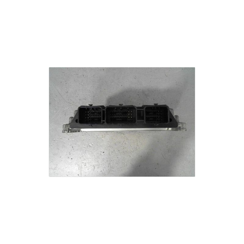 CALCULATEUR MOTEUR RENAULT SCENIC II PH1 02-06