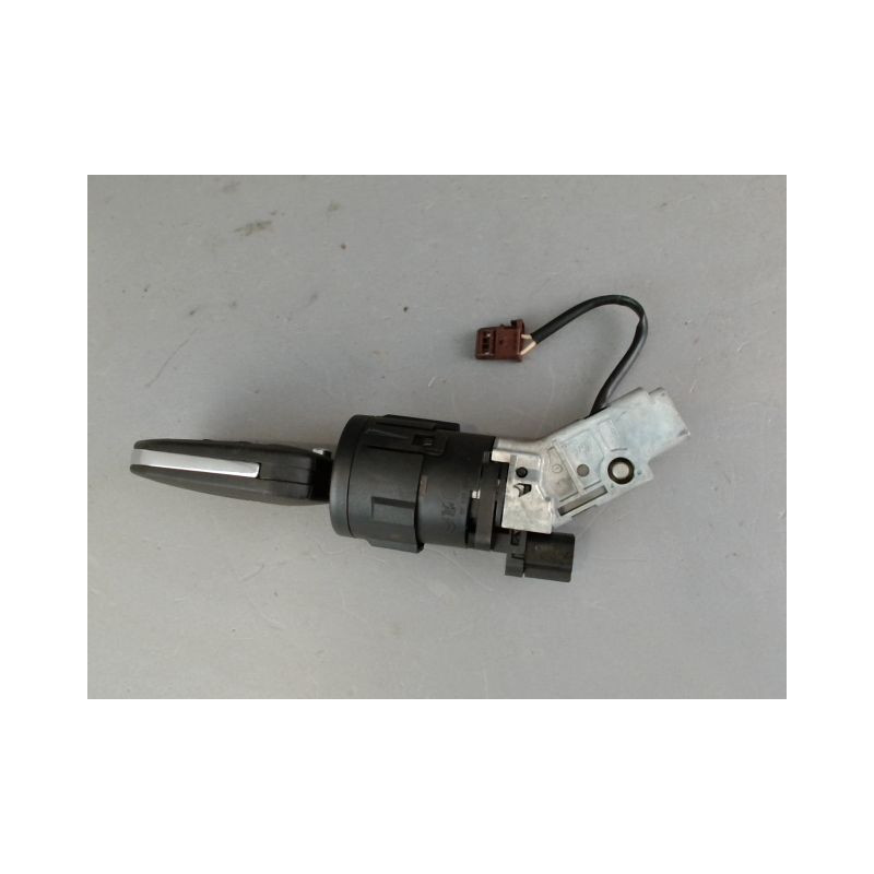 ANTIVOL DE DIRECTION PEUGEOT 308 2 SW PHASE 1 BREAK 2.0 BLU