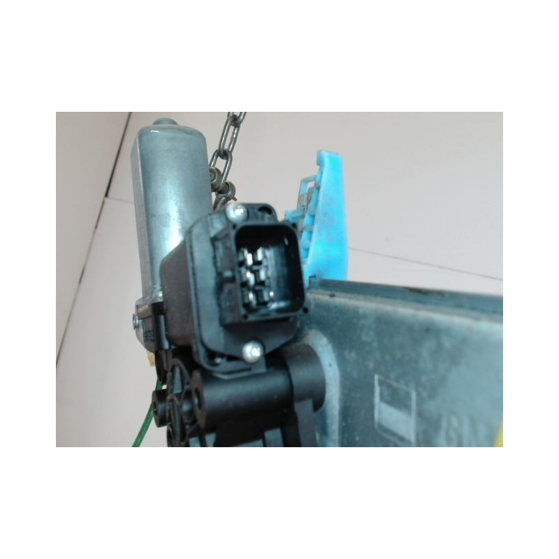 MECANISME+MOTEUR LEVE-GLACE AVANT GAUCHE OPEL CORSA D PHASE 1 DIESEL