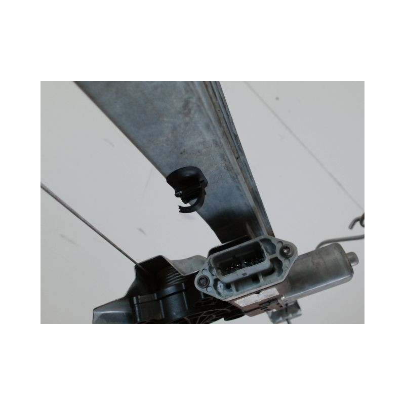 MECANISME+MOTEUR LEVE-GLACE AVANT GAUCHE RENAULT CLIO 4 PHASE 1  ESSENCE
