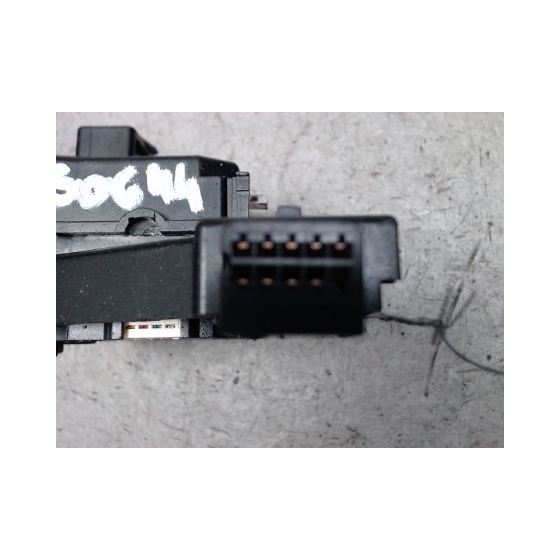 COMMANDE CLIGNOTANT VOLKSWAGEN GOLF PLUS PHASE 1  DIESEL
