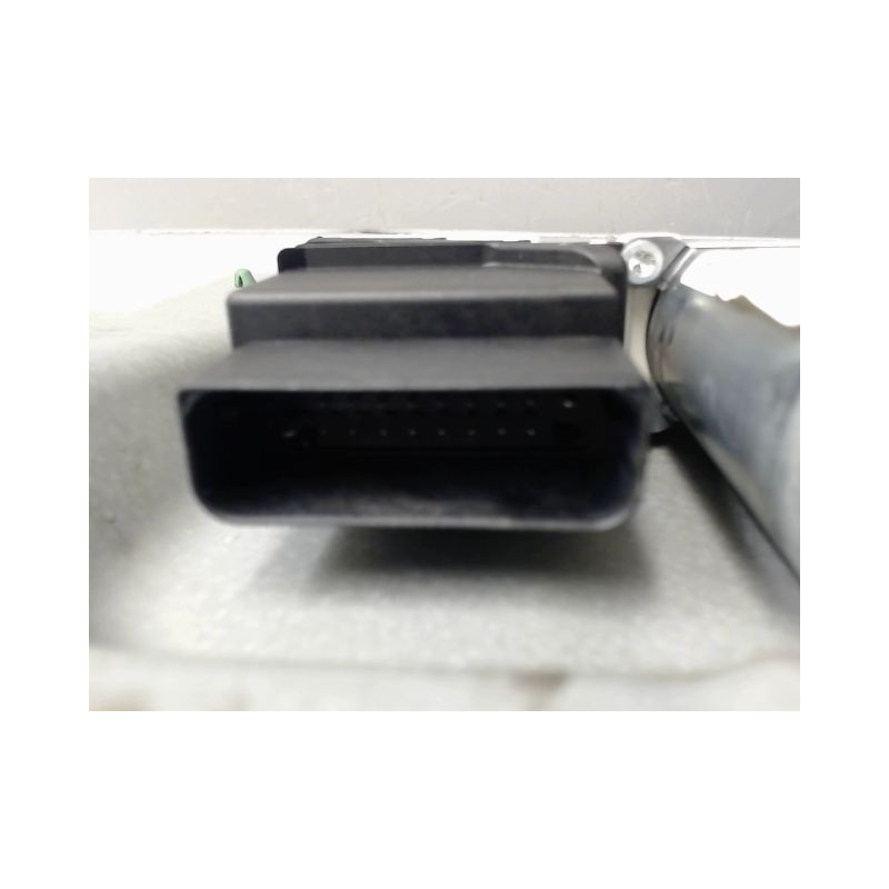 MECANISME+MOTEUR LEVE-GLACE ARRIERE DROIT VOLKSWAGEN TOURAN