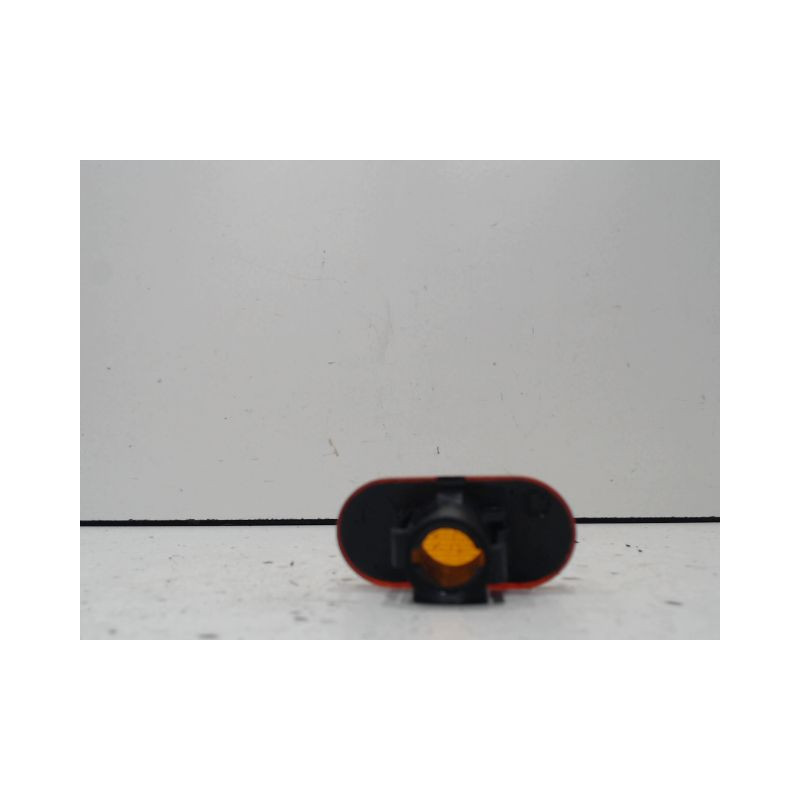 REPETITEUR AILE GAUCHE RENAULT MEGANE