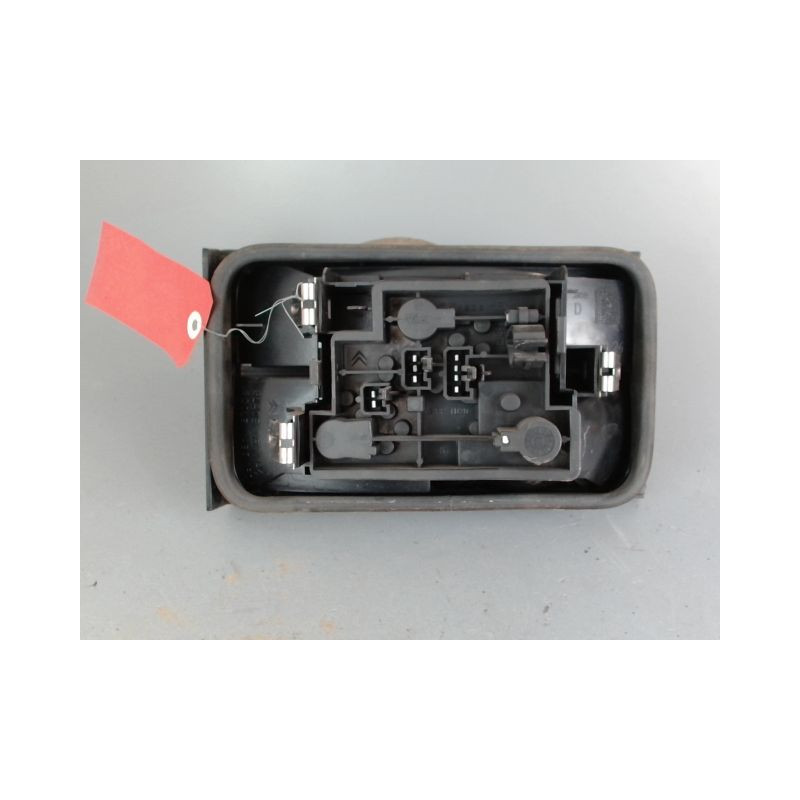 FEU ARRIERE INTERIEUR DROIT CITROEN XANTIA PHASE 1 GASOIL