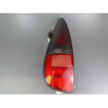 FEU ARRIERE GAUCHE  RENAULT LAGUNA 1 PHASE 1 BREAK ESSENCE